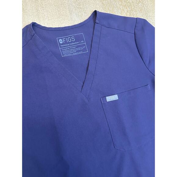 Figs Catarina One-Pocket Scrub Top PURPLE SHADOW Extra Small - Picture 2 of 5